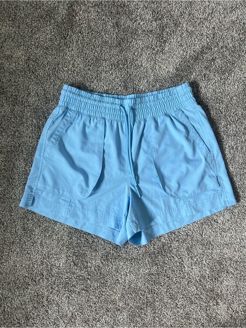 Old Navy Light Blue Pull-On Women's Shorts